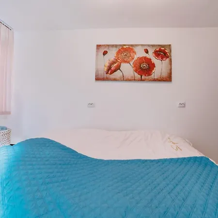 Old Town Studio Apartment